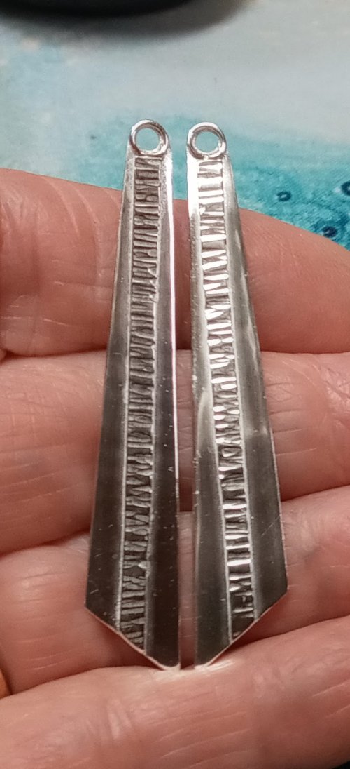 Judy Larson's Designer Stick Earrings Remodel - , Contemporary Wire Jewelry, Cutting, Cutting Tool, Cutters, Butane Torch, Soldering, Solder, sanding, filing, polishing, Tumble the earrings for several hours